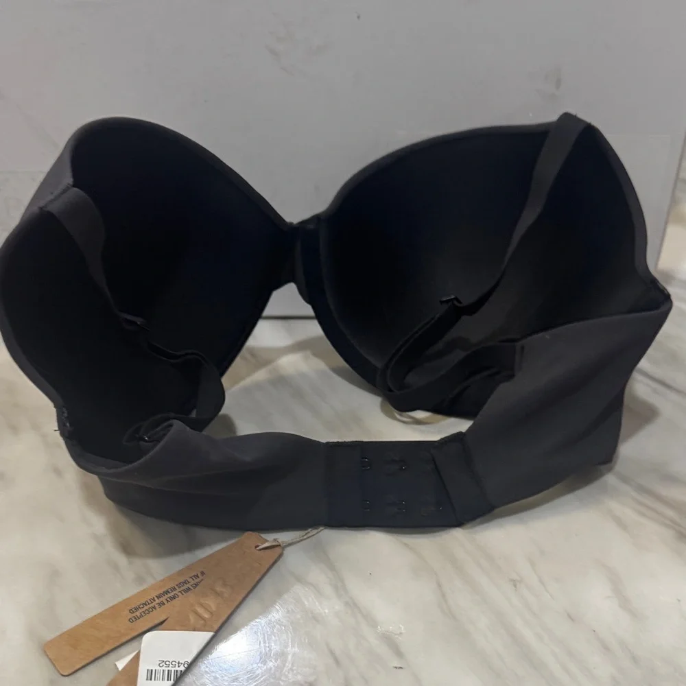 Elegant Black Women's Bra 32DDD - Picture 3 of 5